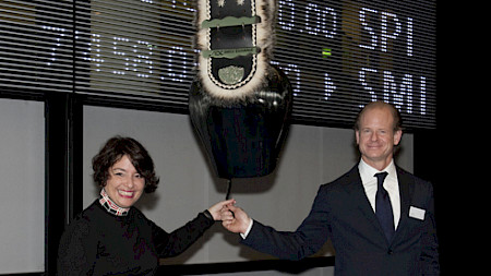 Argyro Schönberger und Jacques-Etienne Doerr eröffnen ETF-Handel an SIX Swiss Exchange