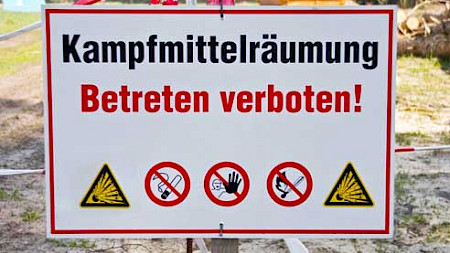 Beliebteste ESG-Ausschlusskriterien: Keine Streumunition und Anti-Personen-Minen im Portfolio. (Foto: Thorben Wengert/pixelio.de)