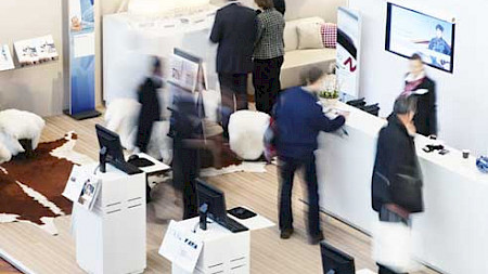 Anleger informieren sich an der Finanzmesse in Zürich