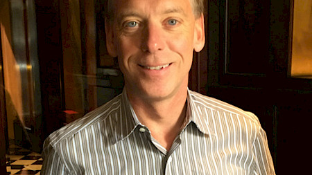 Lee Kranefuss, Chairman von Source.