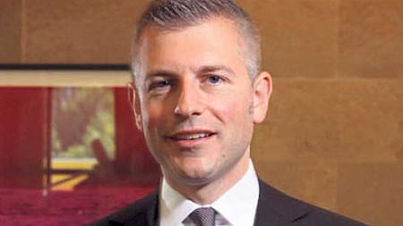 Yves Robert-Charrue übernimmt die Leitung der Investment Solutions Group ad interim bei Julius Bär.