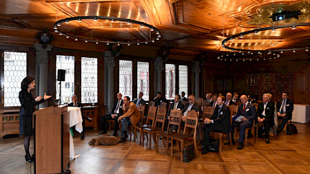 FDP-Nationalrätin Regine Sauter spricht am Forum über Zürich und die Industrie 4.0. Bild: Networking Galleries