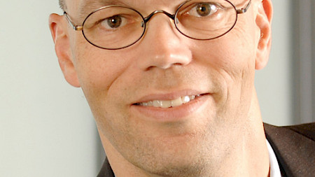 Andreas Jacobs wird neuer CEO bei AZEK und SFAA.