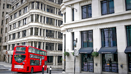 Mehr Schweizer Pensionskassen investieren Gelder in ausländische Liegenschaften. (Bild: Pixabay)