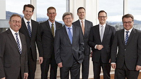 Die ehemalige und heutige GL und die ehemaligen und heutigen Mehrheitseigentümer der ARISCO Gruppe (v.l.n.r.): Kaspar Zimmermann, Marco Keller, Othmar Stöckli, Erwin Steiger, Eugen Huber, Ivo Flüeler und Andreas Hausheer.