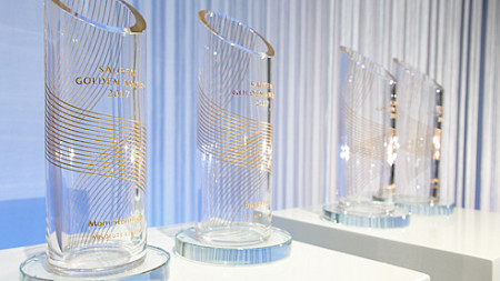 Die Sauren Golden Awards des letzten Jahres. (Bild: Sauren Finanzdienstleistungen)