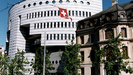 Der Basler Sitz der Bank For International Settlements (BIS).