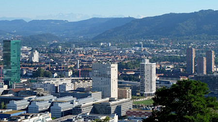 Zürich hat als beliebtester Standort für Büroimmobilien-Investitionen Genf abgelöst.