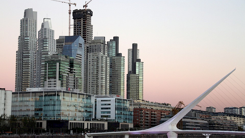 GAM glaubt an die Investmentchancen in Argentinien (im Bild Puerto Madero, Buenos Aires). Bild: Pixabay