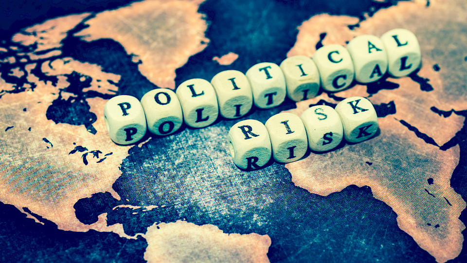 Politische Risiken wie zum Beispiel der Brexit sind bereits in die Bewertung von nachrangigen Anleihen eingepreist. (Bild: Sean K/Shutterstock.com)