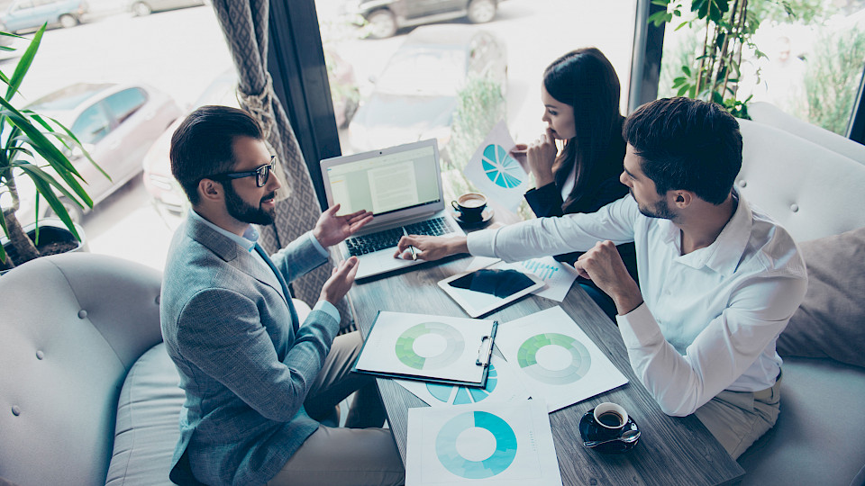 Der Optimismus hat vor allem bei Schweizer Anlegern im letzten Quartal zugenommen. (Bild: Roman Samborskyi/Shutterstock.com