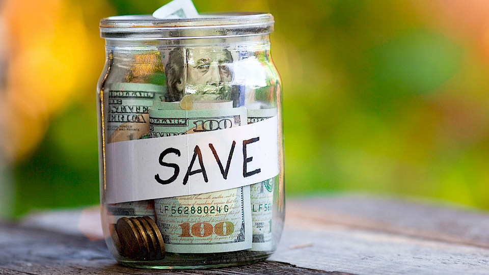Vorsorgesparen kann nicht früh genug beginnen. (Bild: Tiumentseva/Shutterstock.com)