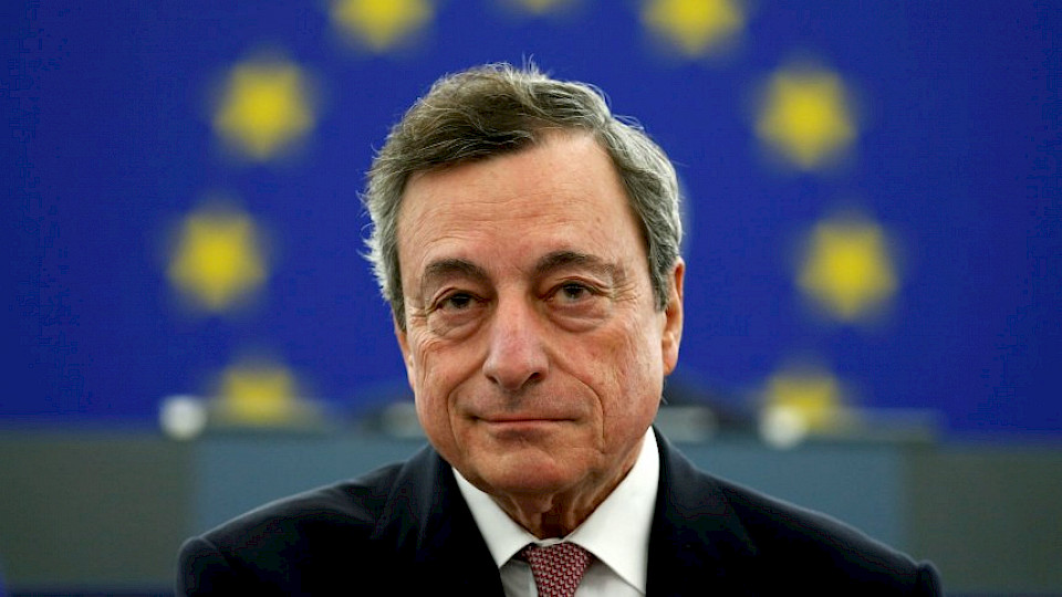 EZB-Chef Mario Draghi tendiert zu weiterer geldpolitischer Lockerung. (Bild: Spiegel Online)