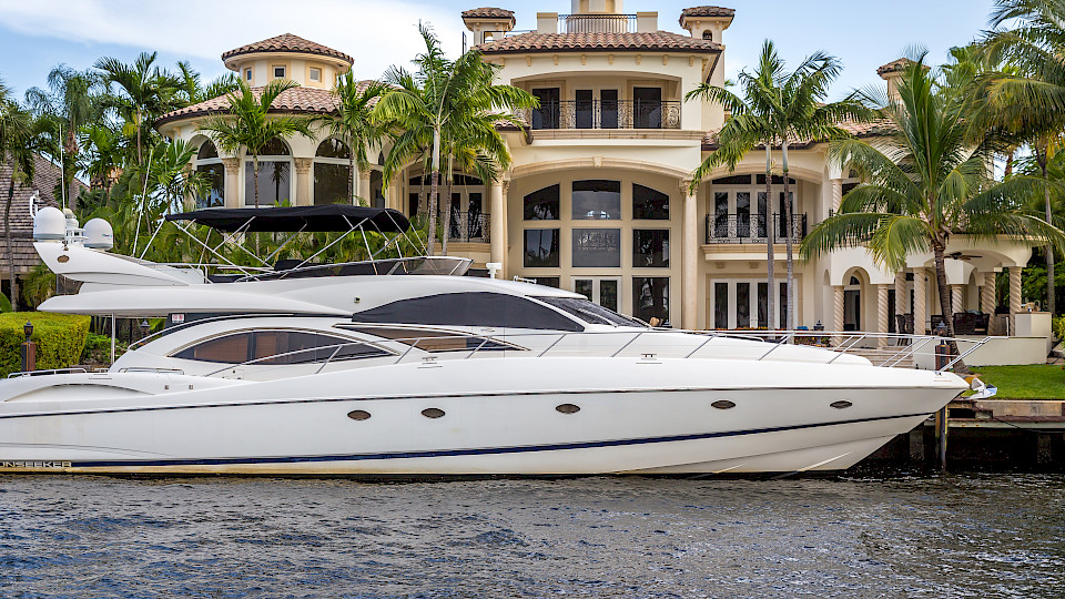 Die USA haben die Schweiz als das Land mit dem grössten Vermögen pro Einwohner abgelöst. (Bild: shutterstock.com, mariakay)