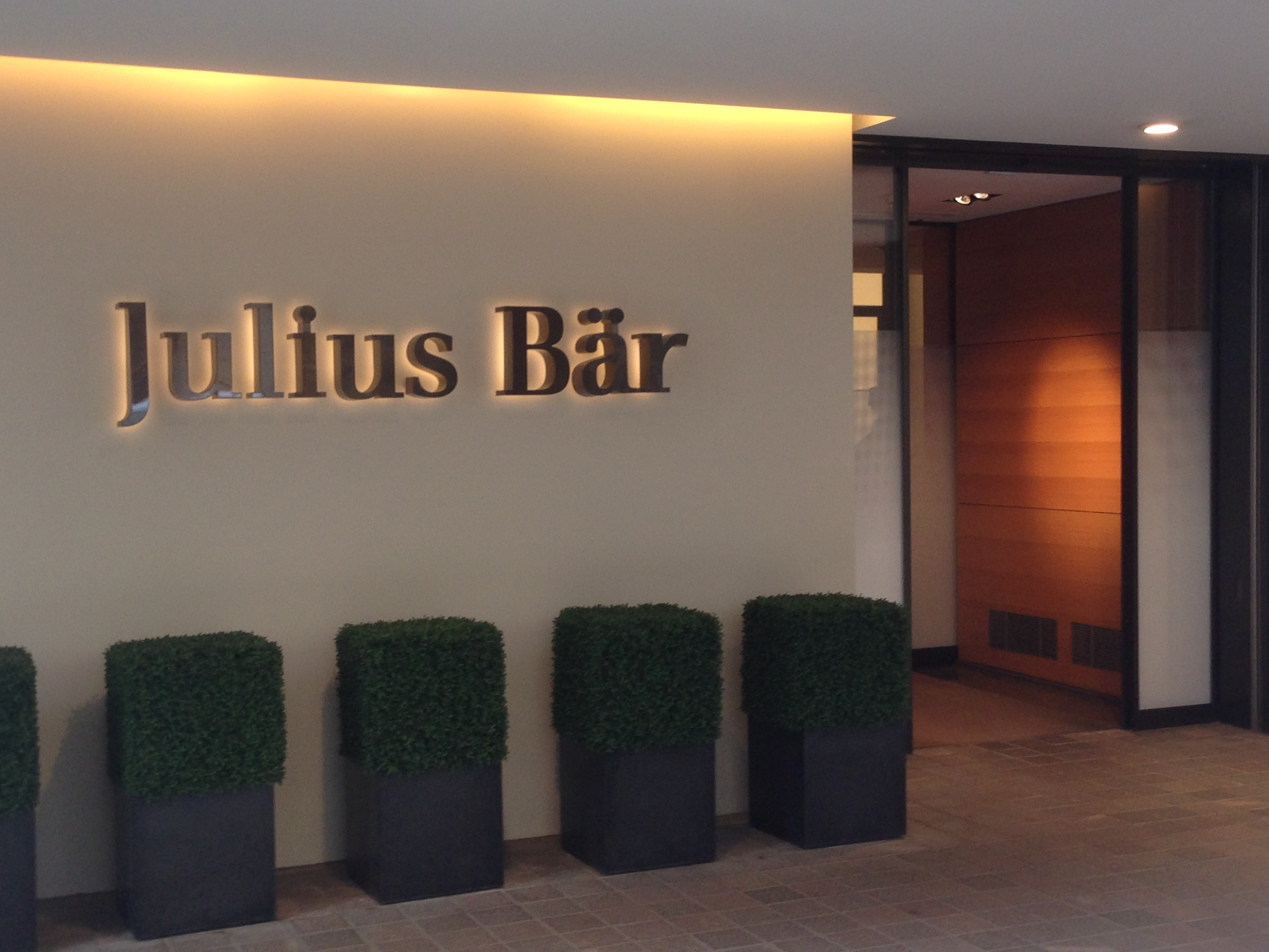 Julius Bar Baut In Zurich Aus People Aktuell Investrends Ch