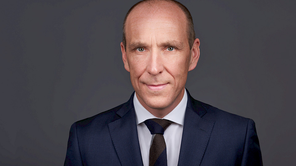 Stephan Kuhnke, CEO und Leiter Anlagemanagement der Bantleon Bank, verstärkt das Anleihenmanagement mit Benedikt Schröder.