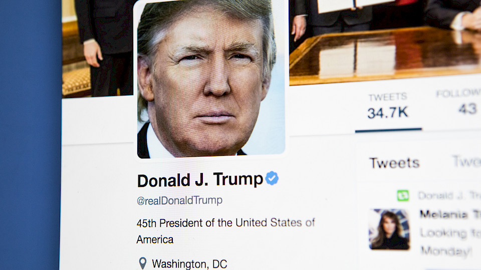 Vier von fünf befragten Händlern geben an, dass ihre Strategien durch Tweets von Donald Trump zumindest teilweise beeinflusst werden. (Bild: Shutterstock.com)