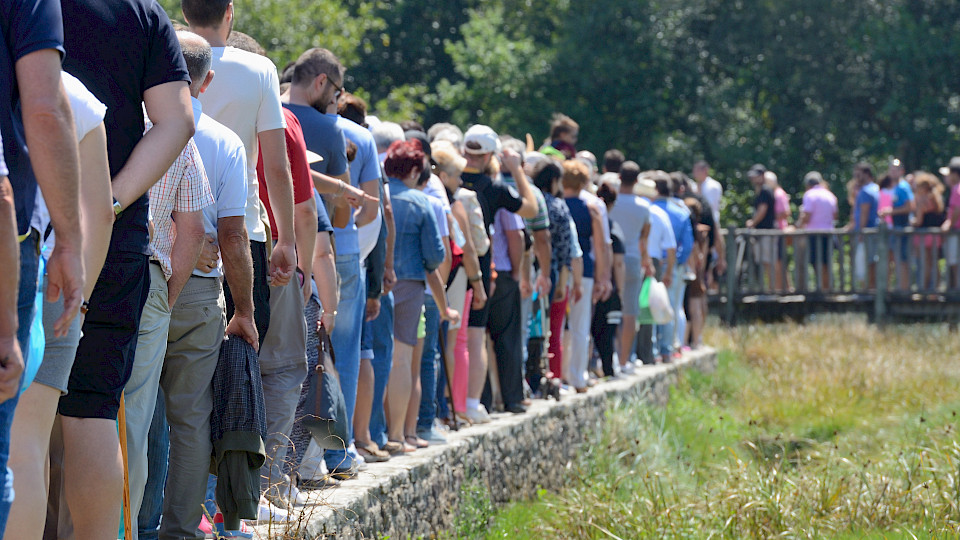 In Europa schossen die Anträge auf Kurzarbeit in die Höhe. (Bild: Shutterstock.com)