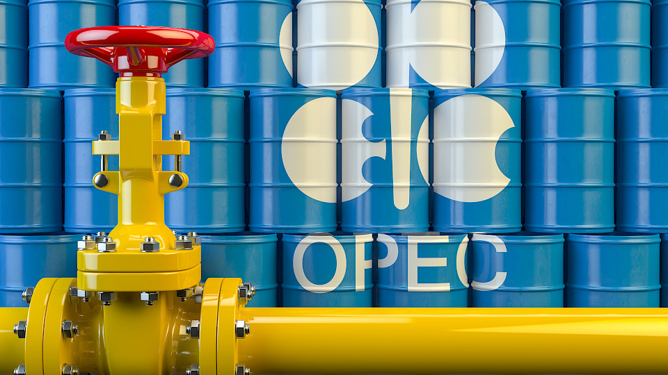 Die OPEC+ hat es nicht geschafft, das Überangebot in den Griff zu bekommen. (Bild: Shutterstock/Maxx  Studio)