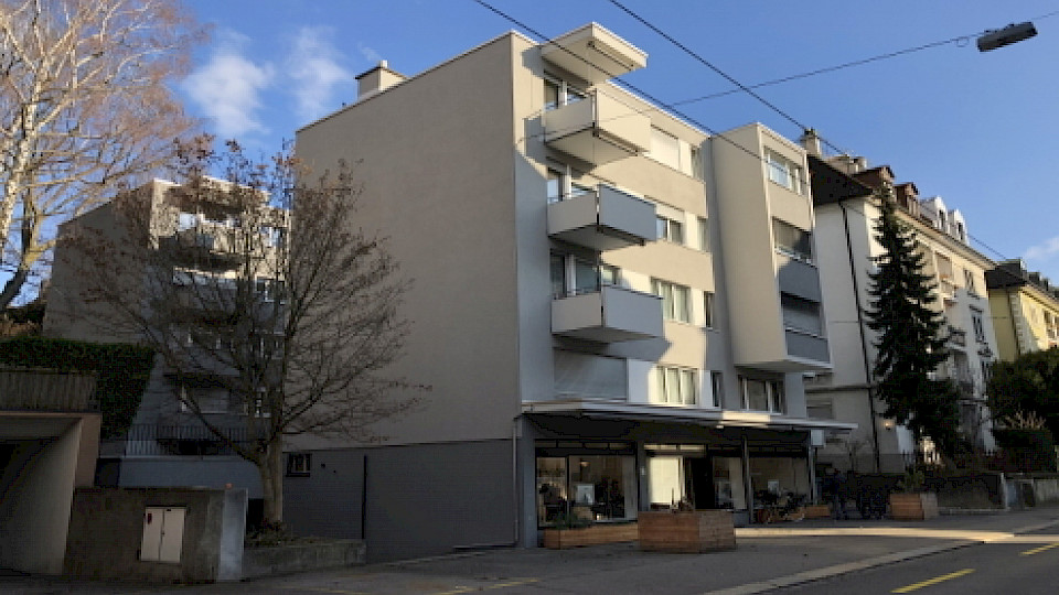 Die neuen Mittel sollen auch für Käufe genutzt werden, hier die zuletzt vom Immofonds erworbene Liegenschaft an der Nordstrasse in Zürich. (Bild: ZVG)