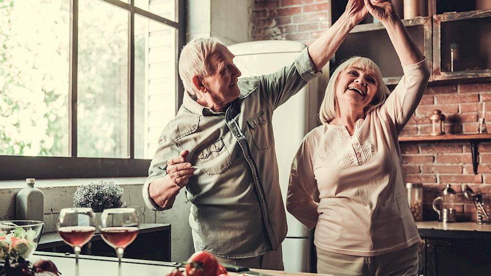 Rentner sind oft selbstbestimmter als Junge und könnten es eigentlich lockerer nehmen (Bild von shutterstock.com/George Rudy).