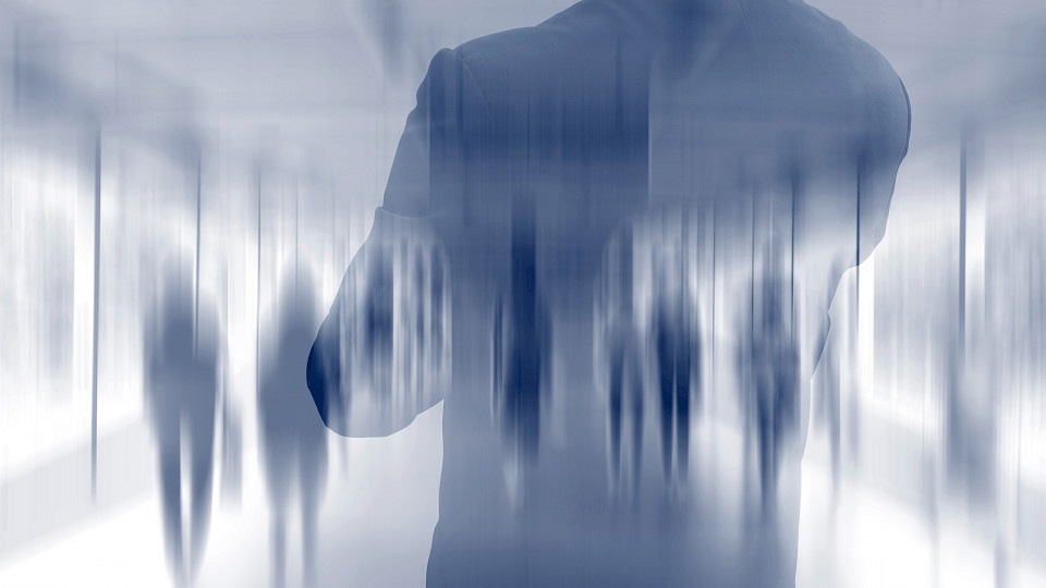 Der "KPMG Forensic Fraud Barometer" stellt für 2019 eine starke Zunahme der Schadenssumme  bei Wirtschaftsdelikten fest. (Bild: Shutterstock.com/mantinov)