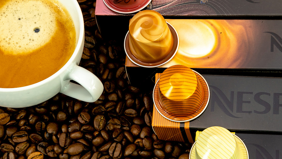 Nestlé ist dank seiner Innovationsfähigkeit mit Abstand die wertvollste Schweizer Marke. (Bild: Shutterstock.com/makesushi1)