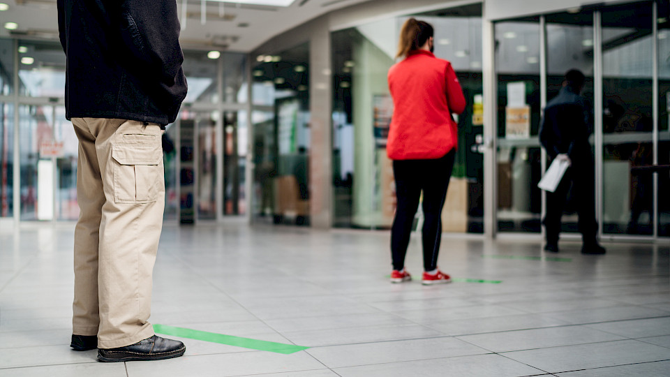 Rund 20% der hiesigen KMU haben Covid-19-Kredite in Anspruch genommen. (Bild: Shutterstock.com/eldar nurkovic)