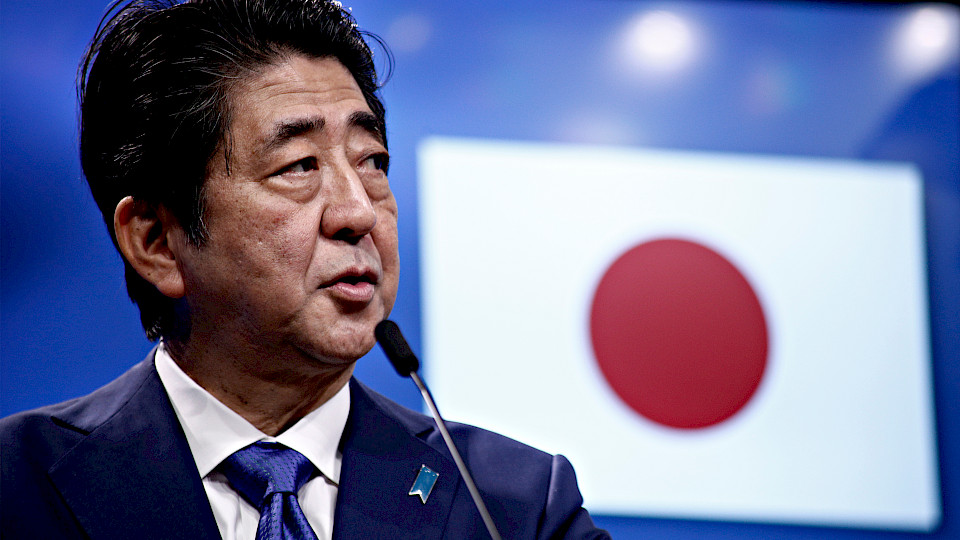 Wie geht es weiter mit Japans Wirtschaft nach Shinzo Abes Rücktritt als Premierminister? (Bild: Shutterstock.com/Alexandros Michailidis)