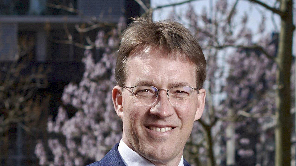 Lucian Peppelenbos, Klimastratege bei Robeco