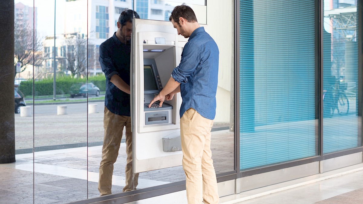 GESCH FTSSTELLEN BANCOMATEN visual data 6