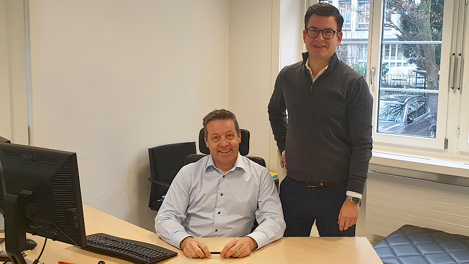 Martin Rees, Country Head Schweiz, Österreich und Liechtenstein (rechts) und Jürg Zollinger, Head Institutional (links) bei BNY Mellon Investment Management