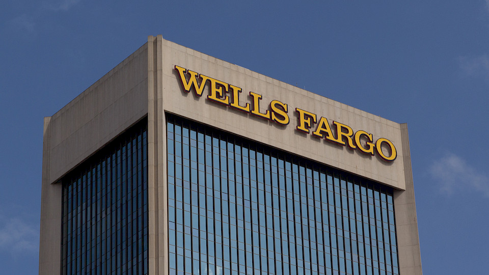 Wells Fargo verkauft seine Asset-Management-Sparte, die  über ein verwaltetes Vermögen von 603 Mrd. USD verfügt. (Bild: Shutterstock.com/Rob Wilson)