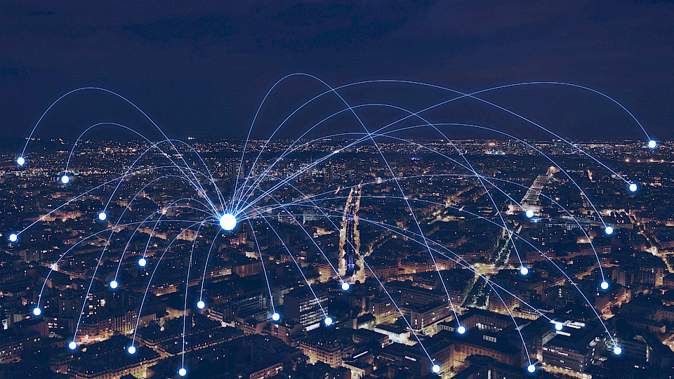 Bei der wachsenden Verflechtung von Banken und Drittanbietern sind rechtliche und sicherheitstechnische Fragen zentral. Das macht eine Lösung nicht einfach. (Bild: Shutterstock.com/Song_about_summer)