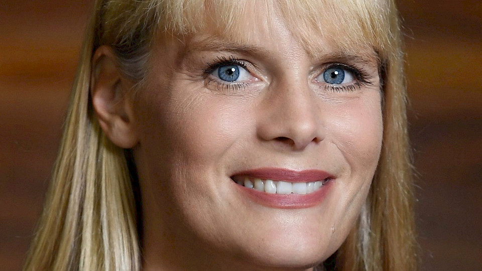 Annabelle Hett-Essinger, Verwaltungsrätin, Schroder & Co Bank