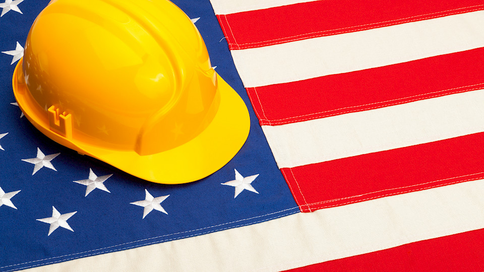 Die Lage auf dem Arbeitsmarkt in den USA hat sich deutlich verbessert. (Bild: Shutterstock.com/Niyazz)