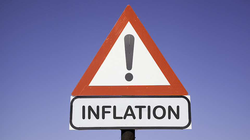 Vor allem in der mittel- und längerfristigen Perspektive könnte das Thema Inflation noch Sorgen bereiten. (Bild: Shutterstock.com/Michael Wick)