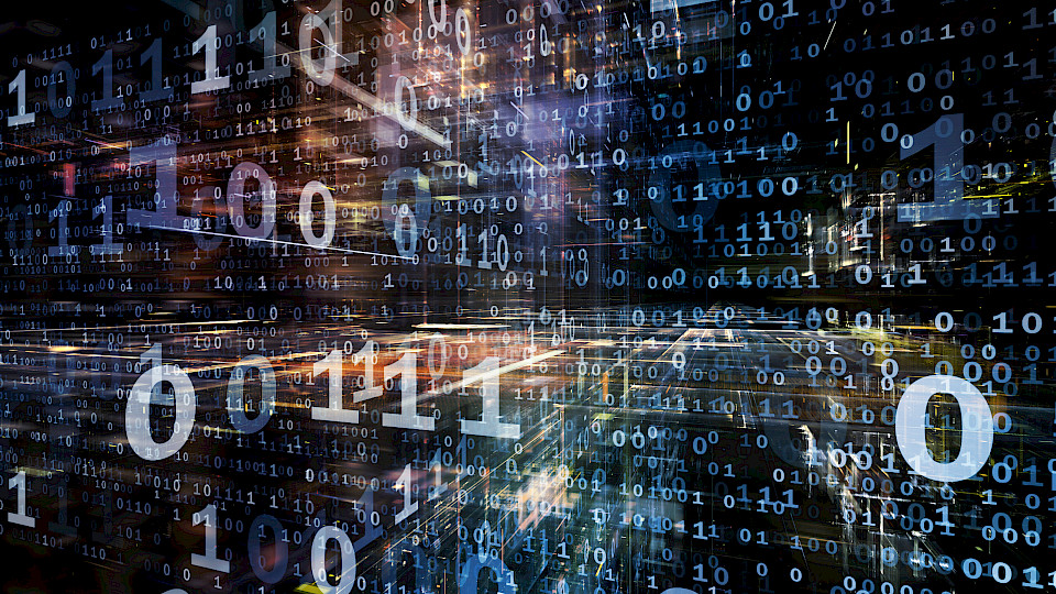 Die Digitalisierung schreitet rasant voran und damit auch der Bedarf an Informationstechnologie. Bild: Shutterstock.com/agsandrew)