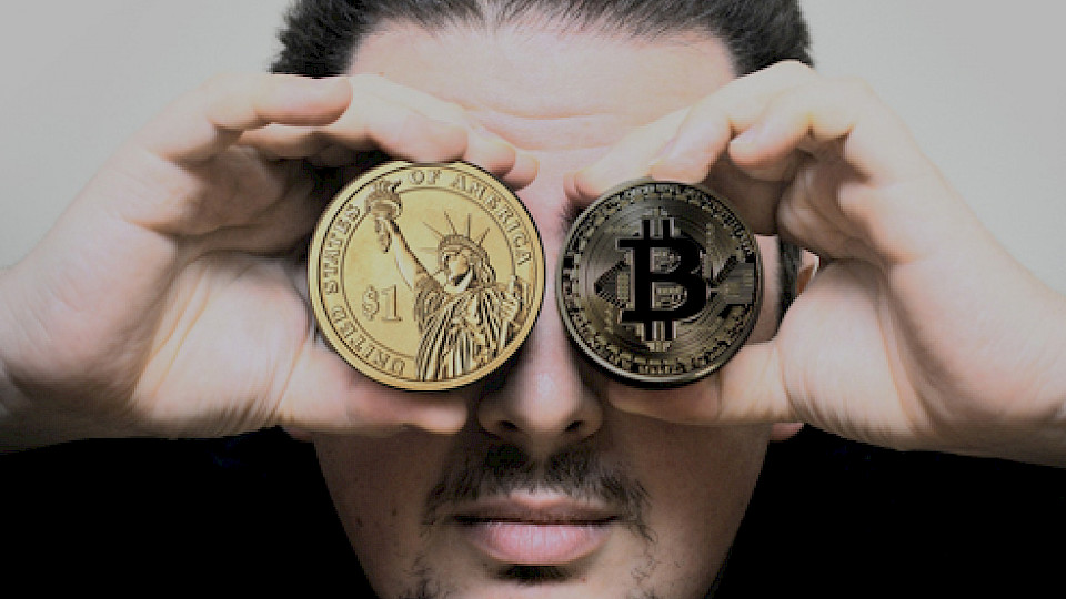 Banken und im Grunde alle anderen Branchen hätten gar keine Wahl, als Kryptowährungen "mit offenen Armen zu emfpangen", heisst es in der Umfrage von Deloitte. (Bild: Pixabay)