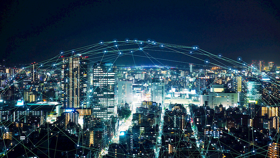 5G wird das Leben in den Städten revolutionieren. (Bild: Shutterstock.com/metamorworks)