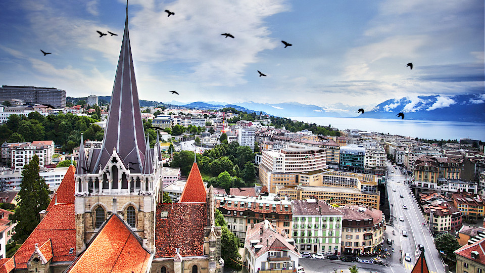 Der Zukauf betrifft zwei Büroliegenschaften an attraktiver Lage in Lausanne. (Bild: Shutterstock.com/Anson Fernandez Dionisio)