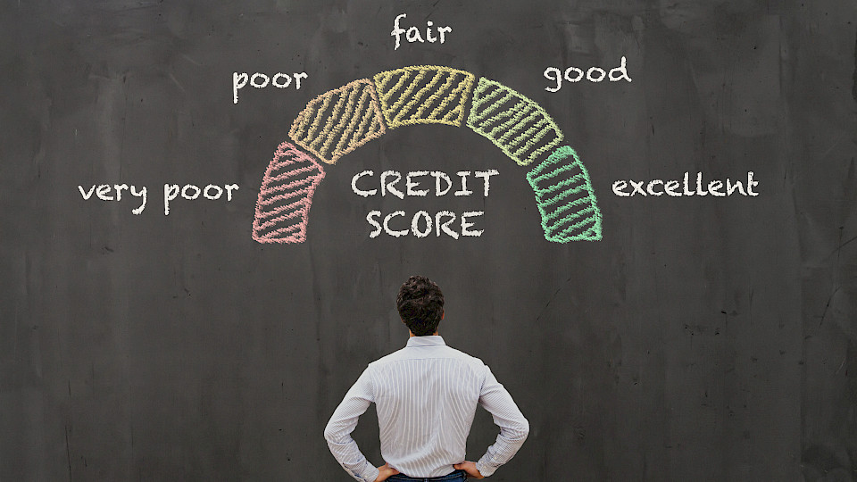 Credaris hat sich zum grössten unabhängigen Privatkreditvermittler der Schweiz entwickelt. (Bild: Shutterstock.com/Song about summer)