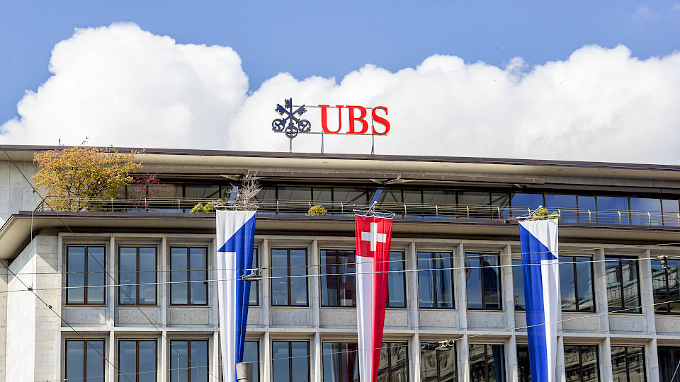 Die UBS hat beim französischen Kassationsgerichtshof Berufung gegen das Urteil im Steuerverfahren eingelegt. (Bild: Shutterstock.com/Si Yue Steuer)