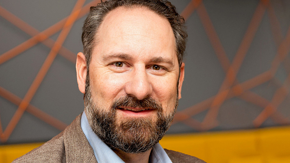 Almir Marghella, Managing Director, Crealogix