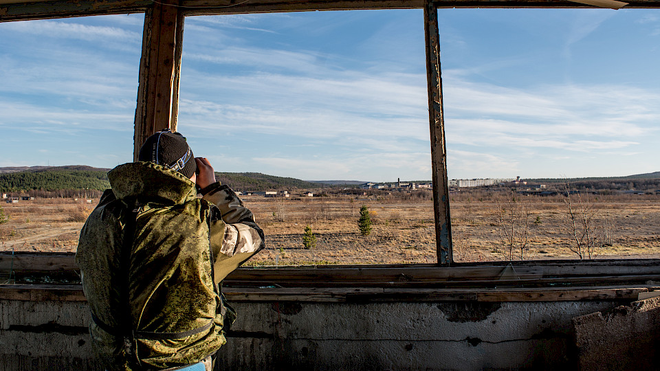 Der Krieg in der Ukraine schürt Inflations- und Rezessionsgefahren. Die Notenbanken sind einmal mehr gefordert. (Bild: Shutterstock.com/Photogid)