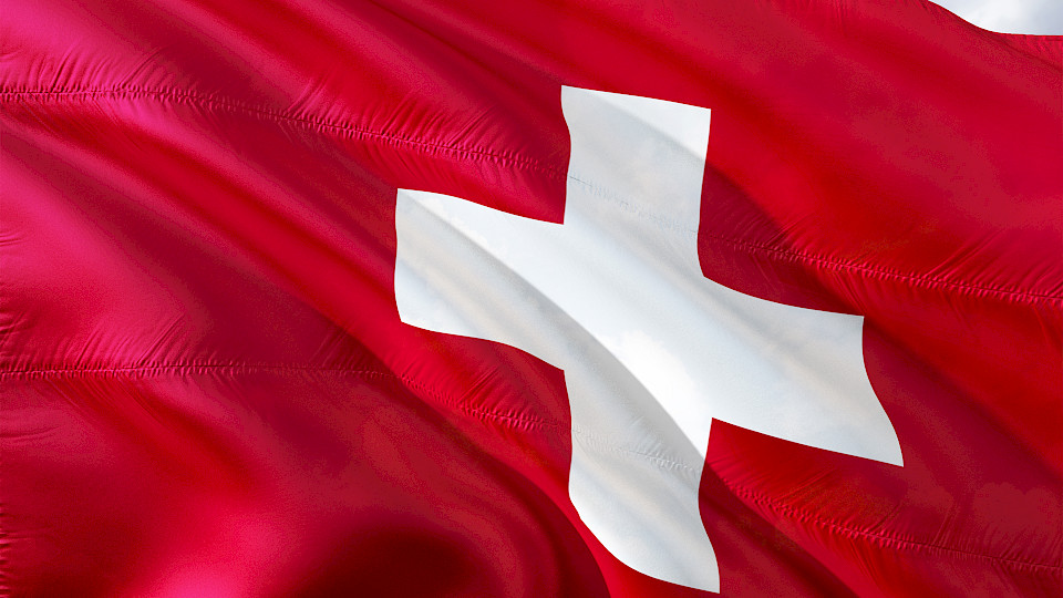 Die Wachstumsaussichten für die Schweizer Wirtschaft hängen stark von einer Weiterführung und Verschärfung des geopolitischen Konflikts in Osteuropa ab. (Bild: Shutterstock.com/Red in)