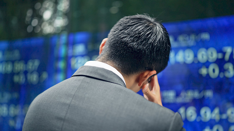 Tech-Anlegerinnen und -Anleger brauchen dieses Jahr Nerven aus Stahl. (Bild: Shutterstock.com/metamorworks)