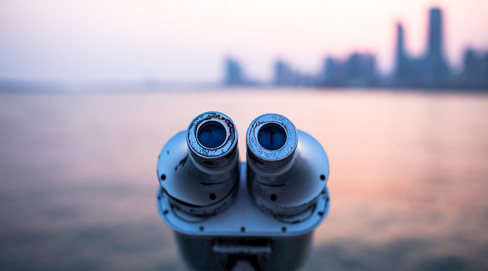 In ihrem Investmentausblick für das zweite Halbjahr 2022 sehen die Invesco-Experten keine Rezession. (Bild: Shutterstock.com/Zhangchaoran)