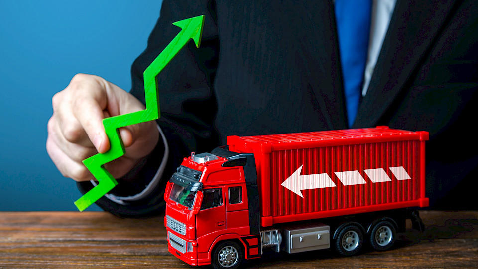 Die Notenbanken sind gefordert, doch langfristig hilft nur eine Ausweitung des Angebots. (Bild: Shutterstock.com/Andrii Yalanskyi)