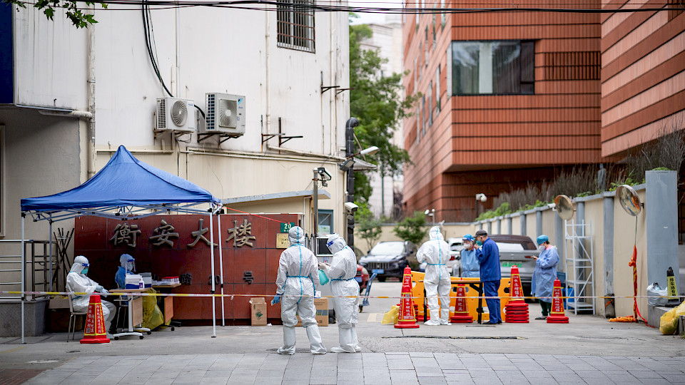 China müsste die Null-Covid-Strategie effizienter umsetzen. (Bild: Shutterstock.com/Graeme Kennedy)